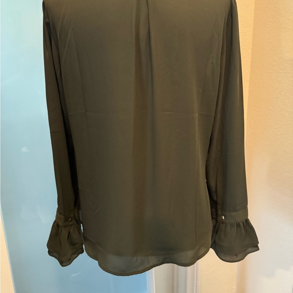 Army Green Long Sleeved Blouse - Picture 3 of 3